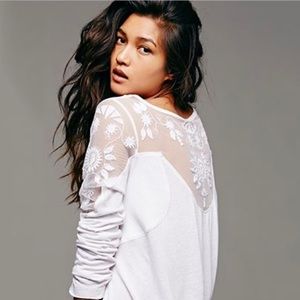 Free People New Romantics white long sleeve top with embroidered details small